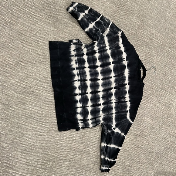 Electric & Rose black and white sweatshirt size Small - Picture 4 of 4